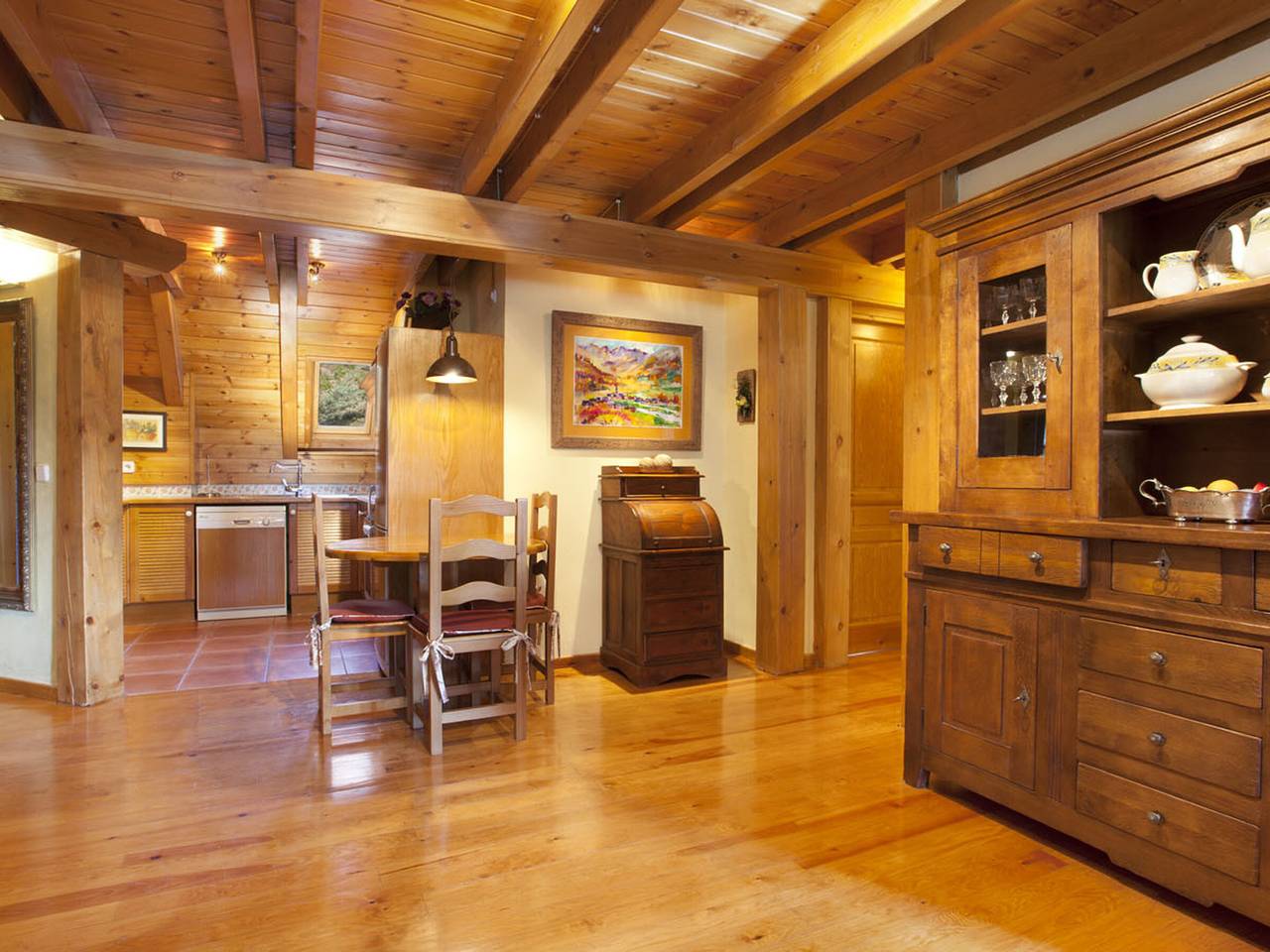 Apartamento entero, Encantador dúplex en la montaña en Salardú, cerca de Baqueira Beret, chimenea, incluye estacionamiento in Salardú, Alto Arán