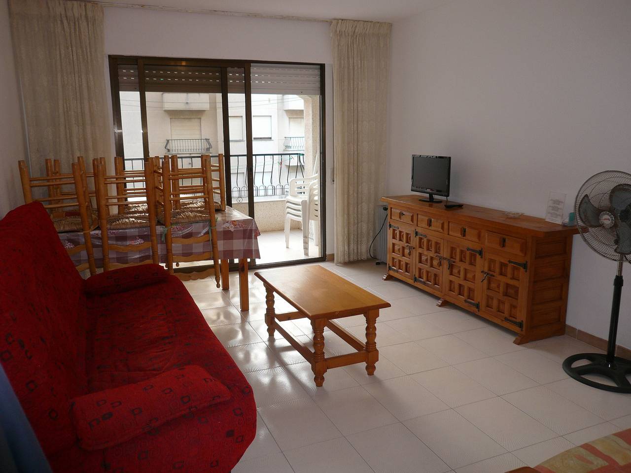 Entire apartment, Charming apartment in Alcossebre with pool and garden in Alcossebre, Alcalà de Xivert