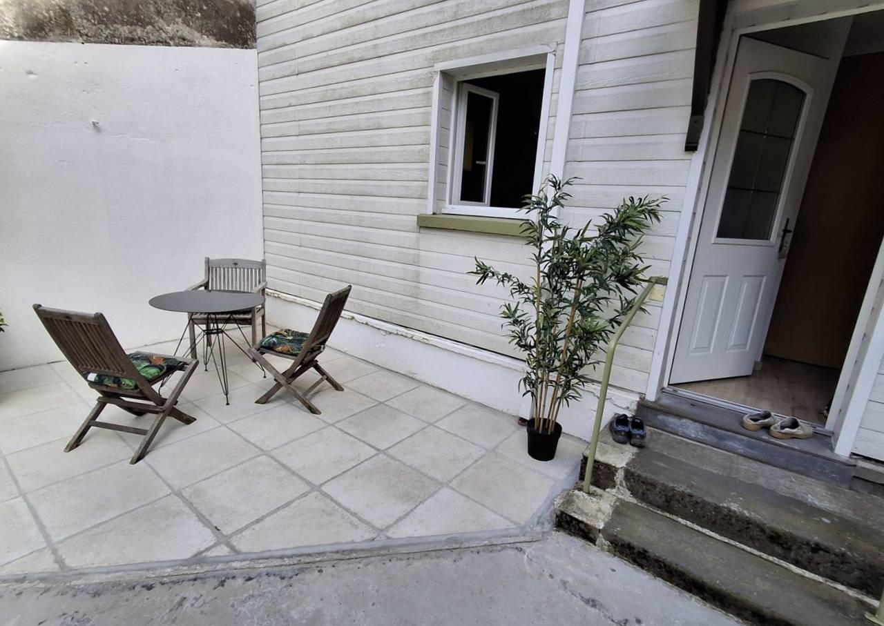 Rez-de-chaussée maison avec jardin, parking privé, centre-ville in La Bourboule, Parc naturel régional des Volcans d'Auvergne