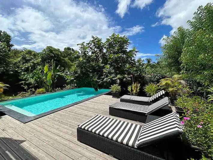 Appartement de vacances pour 2 personnes, avec piscine et jardin