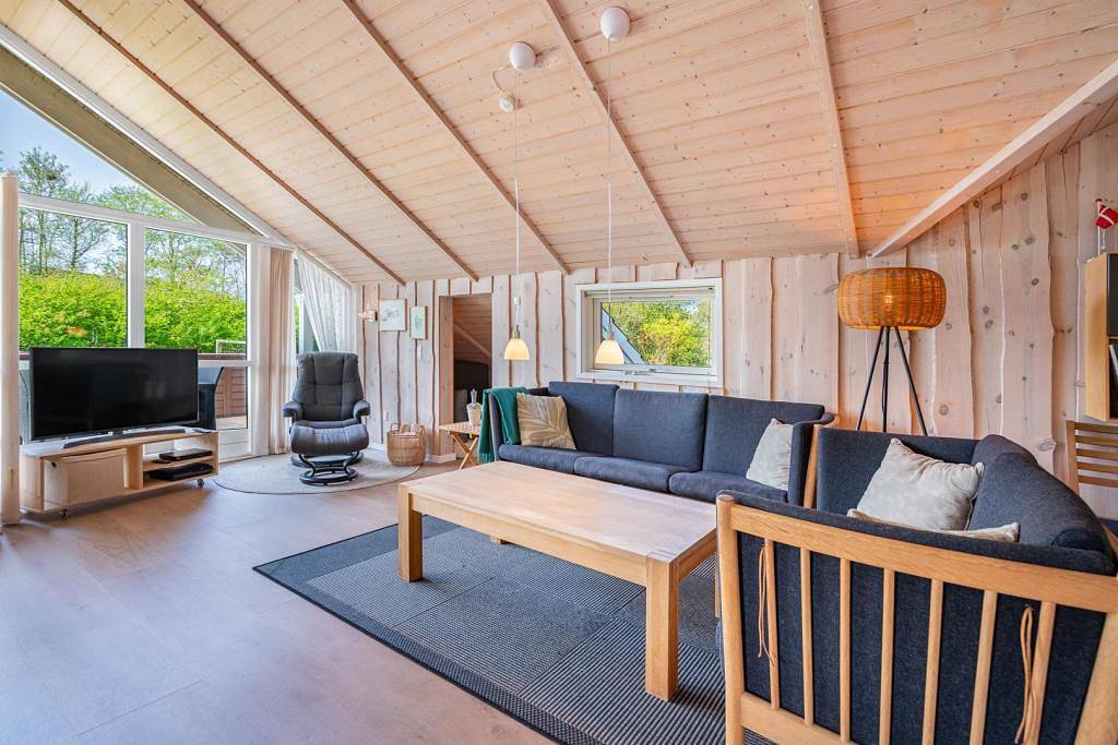 Ferienhaus mit Spa und Sauna und 1 hund erlaubt– perfekt für Golf- und Familienurlaub. in Henne, Filsø Sø