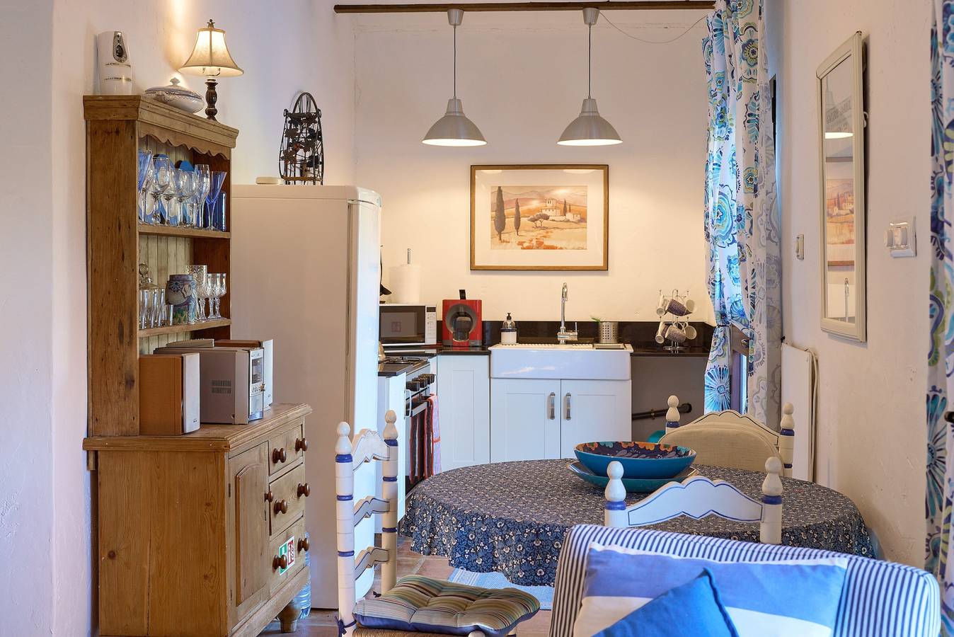 Casa de férias 'Casita 1 Quarto' com vista montanha, piscina e Wi-Fi in Fuente del Conde, Iznájar