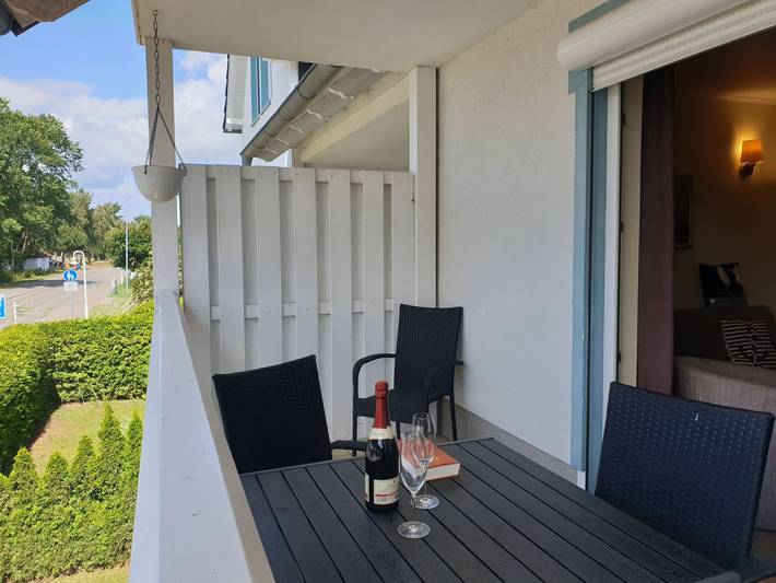 Ferienwohnung für 6 Personen, mit Seeblick und Balkon, kinderfreundlich in Karlshagen - 2