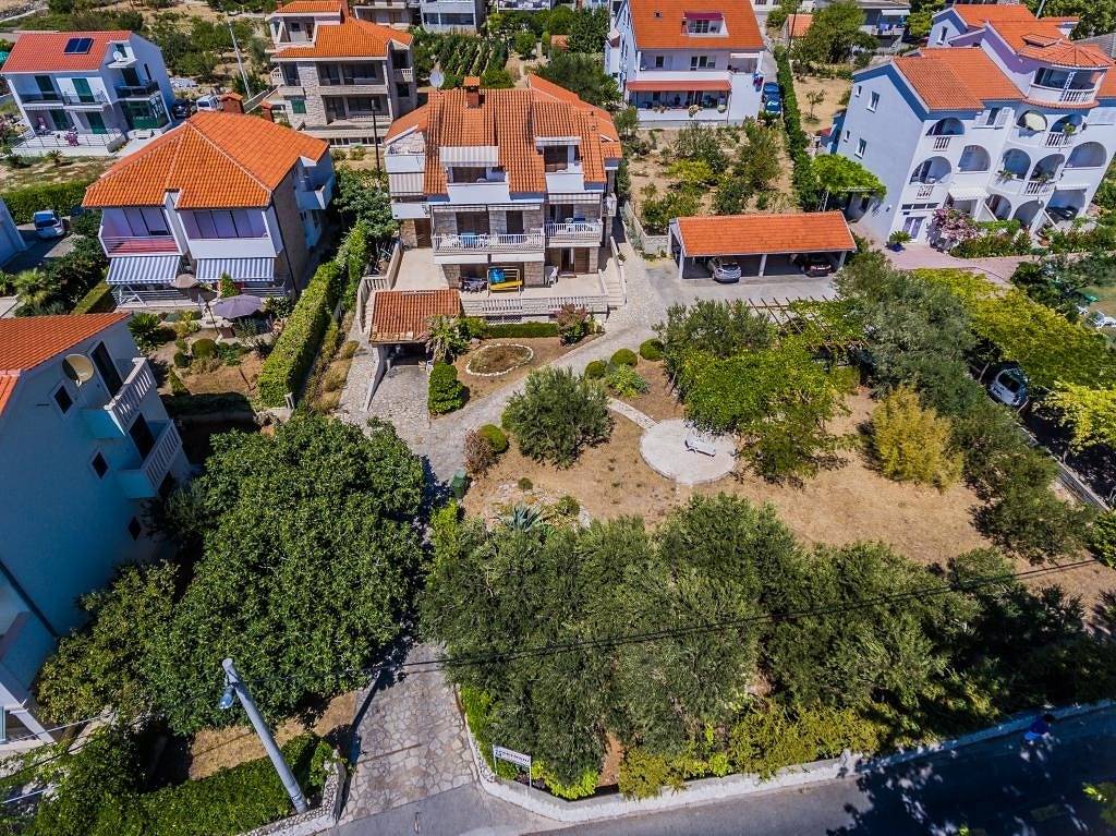 Ganze Wohnung, Ferienwohnung mit zwei Schlafzimmern Jure A1 in Dugi Rat, Split-Dalmatien