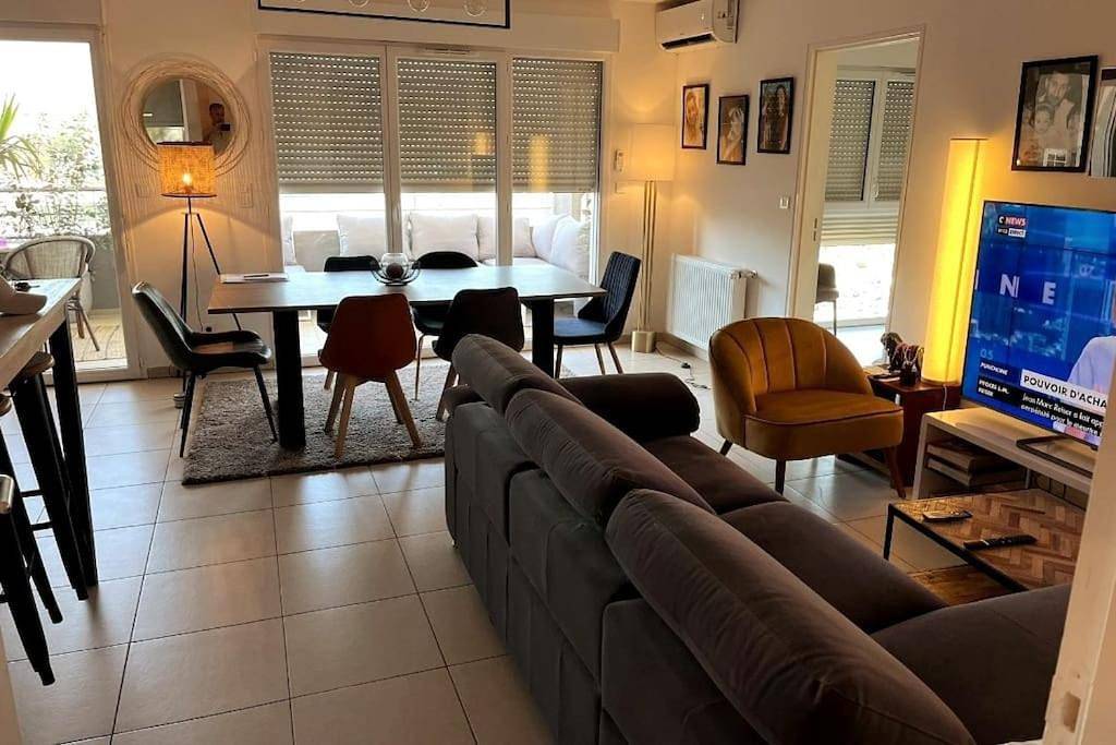 Appartement entier, Two-Bedroom Apartment in Sarrola-Carcopino, Région d'Ajaccio
