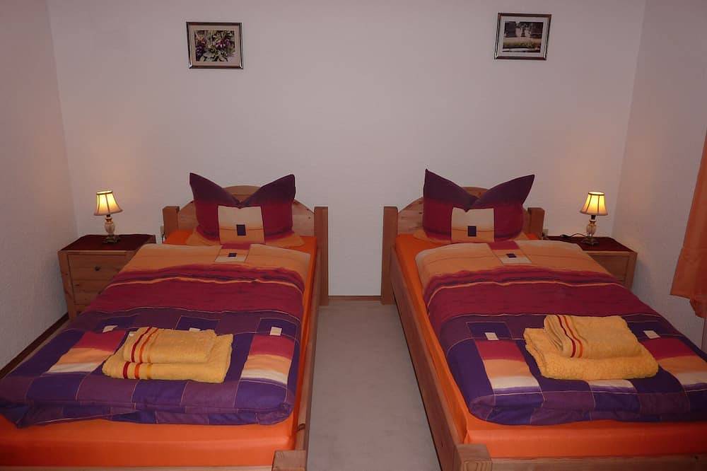 Ganze Wohnung, Komfort-Wohnung, 72 qm Traumblick , Kassel, Documenta ,,nähe Edesee-Fritzlar in Niedenstein, Schwalm-Eder-Kreis