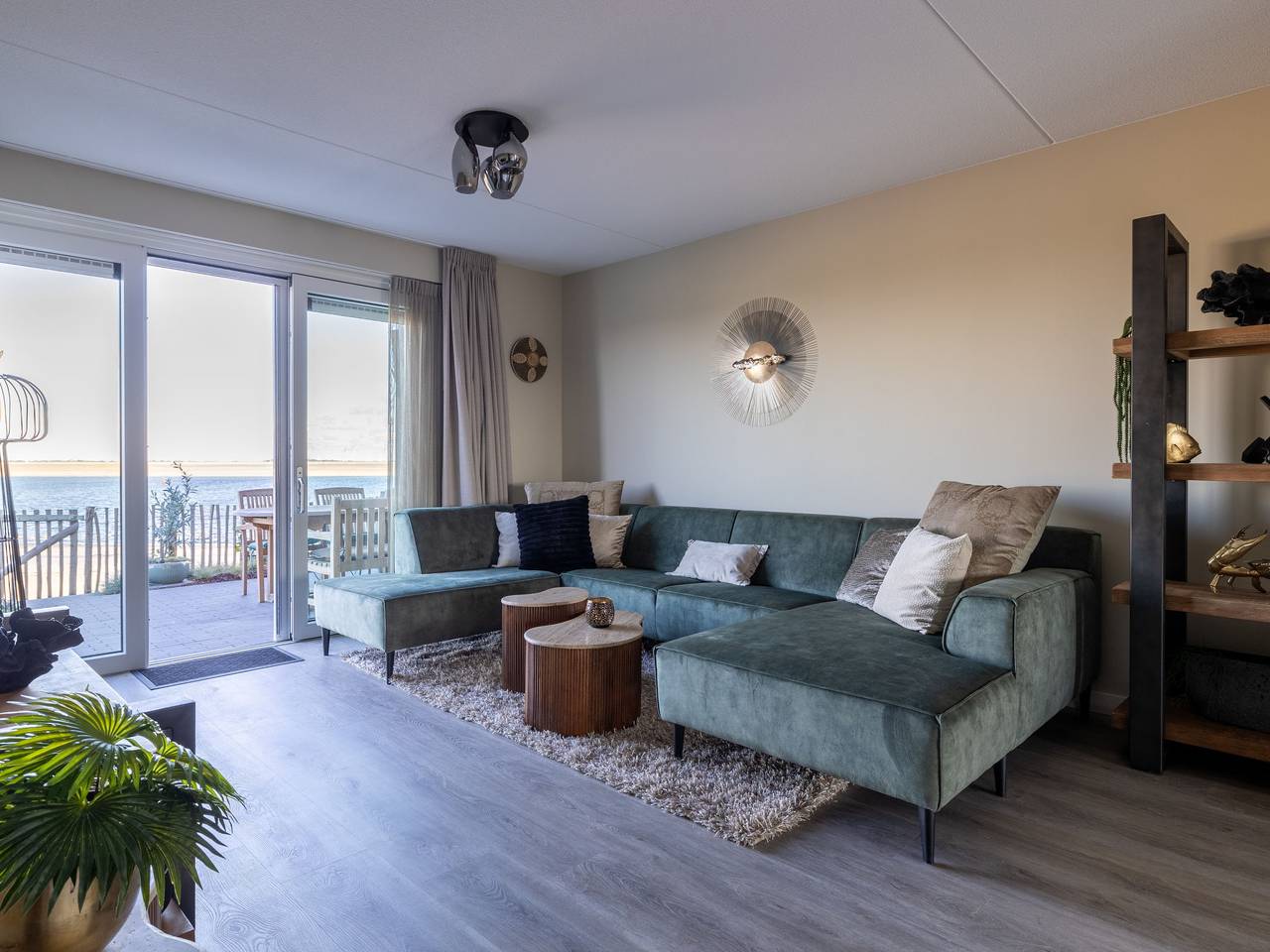 Geheel appartement, Vista Maris Somaris in Sint-Annaland, Nederlandse Noordzeekust