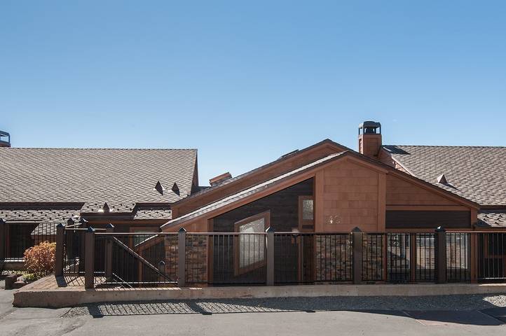 Vacation rental for 6 people, with balcony and yard in Diamond Peak