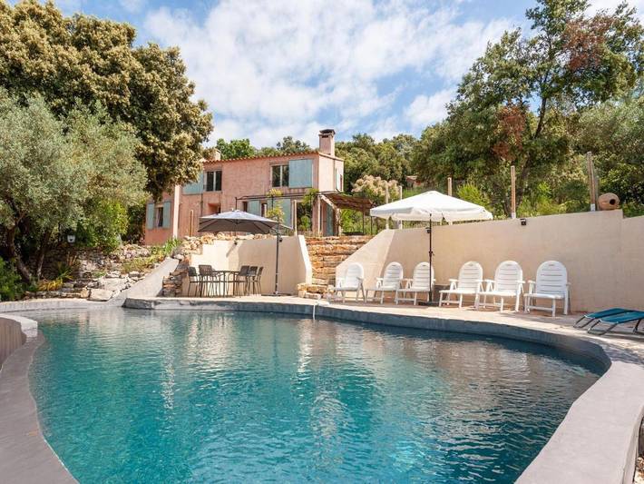 Maison de vacances pour 10 personnes, avec jardin ainsi que balcon et piscine