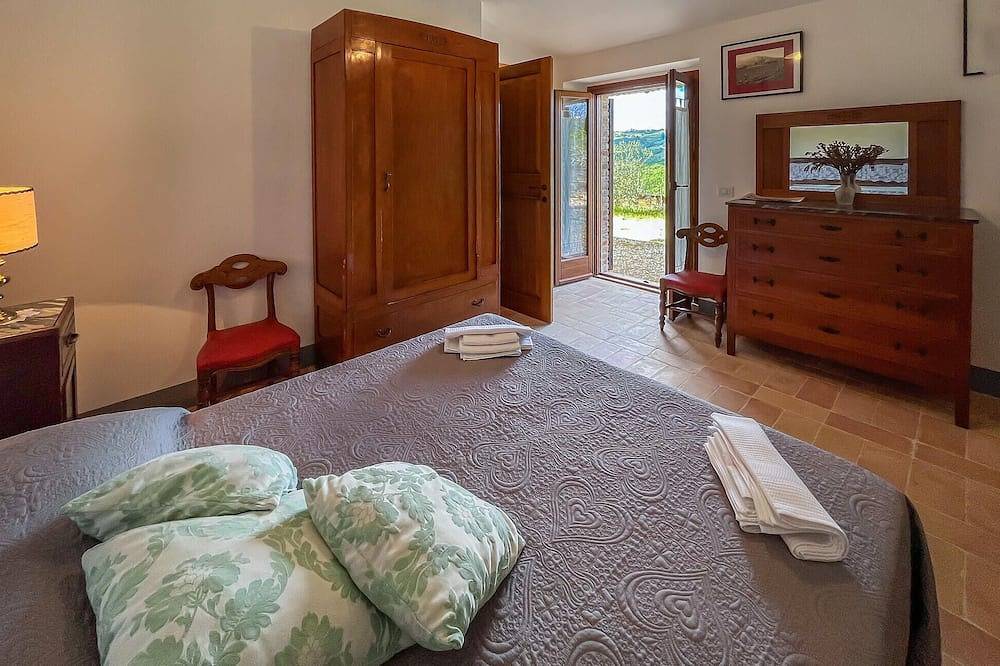 Schönes Haus in Petroro mit Wlan in Todi, Perugia Provinz