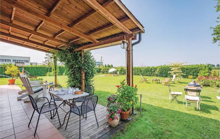Komfortable 2BR Wohnung in der Nähe von San Biagio in San Biagio di Callalta, Treviso Provinz