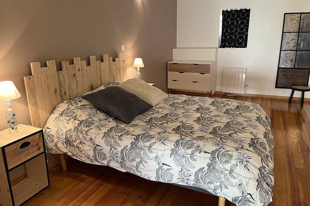 Maison de Charme Avec spa et Patio Privé in Nérac, Nérac region