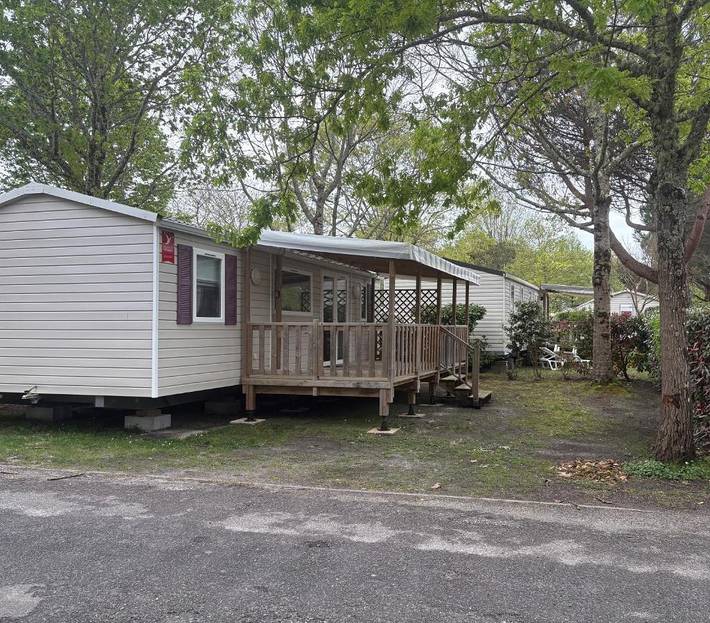 Appart’hôtel pour 6 personnes, avec jacuzzi ainsi que jardin et piscine