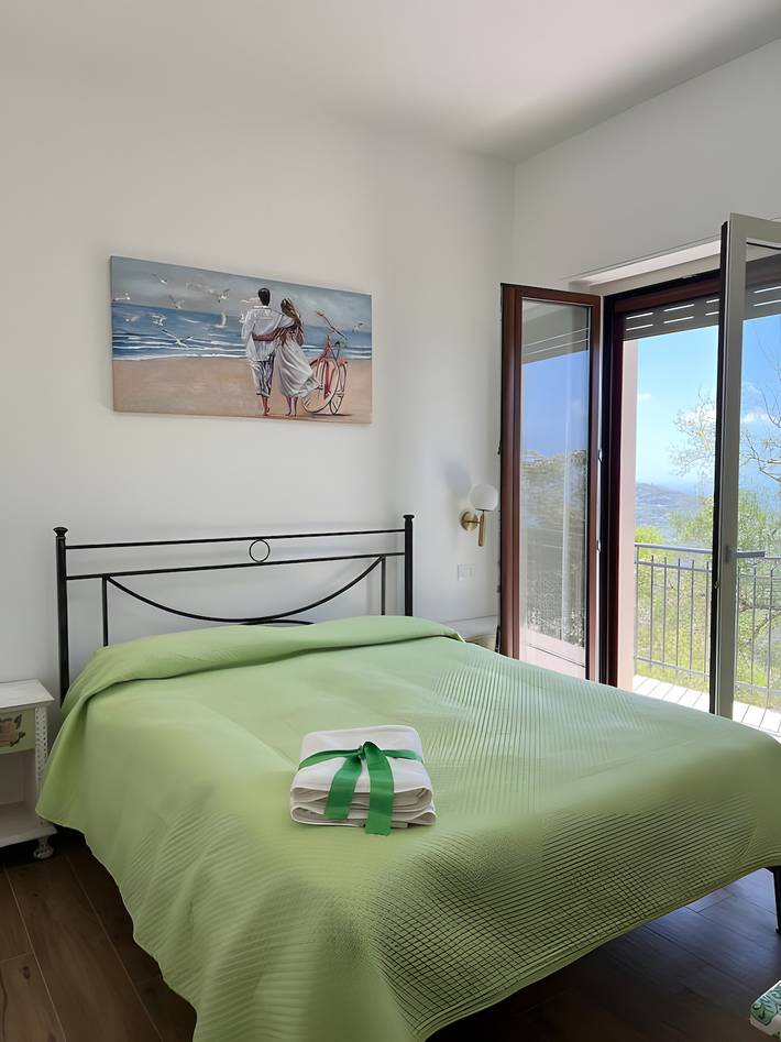 Appartamento per 2 persone, con balcone e giardino in San Mauro Cilento