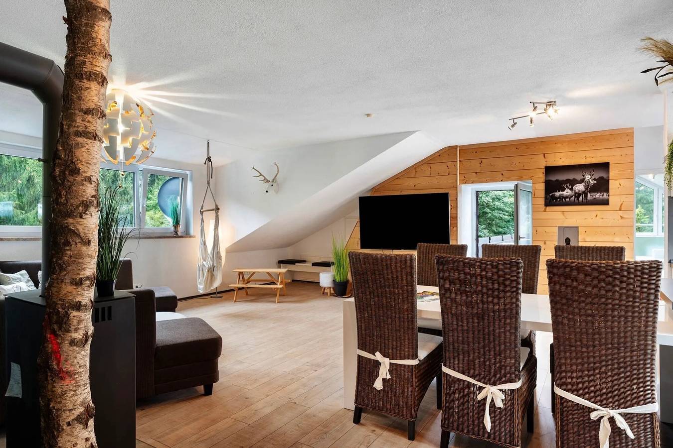 Ganze Wohnung, Apartment „Villa Eichwald - Schwarzwaldloft“ mit Gemeinschaftsgarten, Balkon und Wlan in Freudenstadt, Mittlerer Schwarzwald