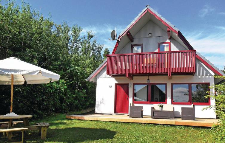 Bauernhof für 6 Personen, mit Terrasse und Garten in Kirchheim