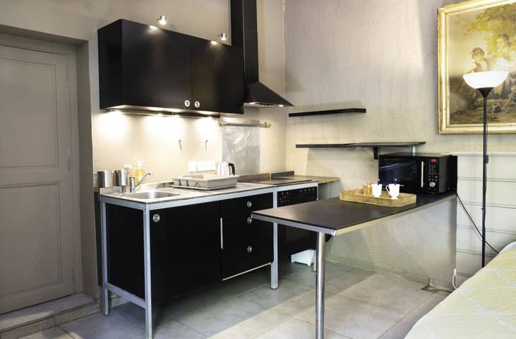 Gîte pour 2 personnes, avec piscine et jardin à Carcassonne - 4