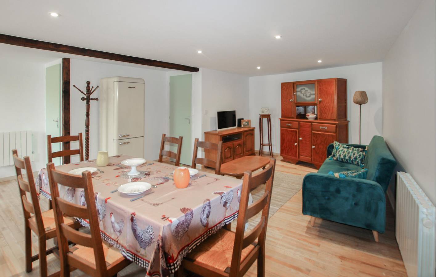 Gemütliche 1-Zimmer-Wohnung mit Garten, WLAN und kostenlosen Parkplätzen in der Nähe von Bagnols-sur-Cèze in Bagnols-sur-Cèze, Nimes und Umgebung
