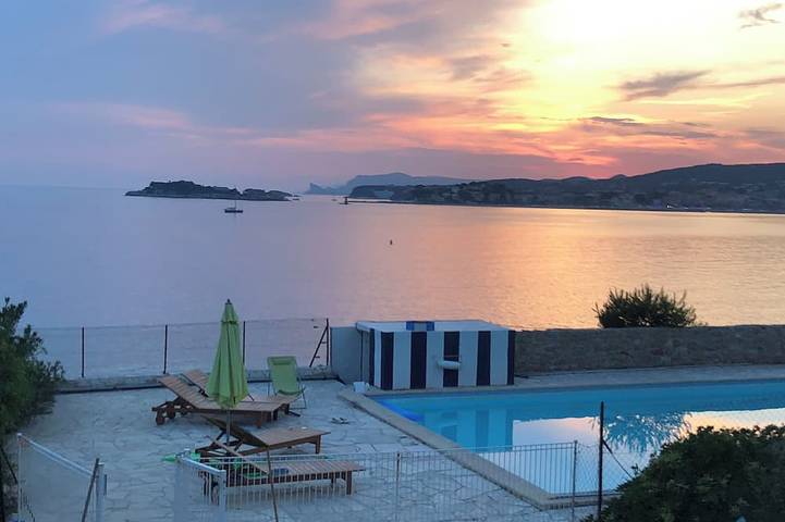 Villa pour 10 personnes, avec jardin et terrasse