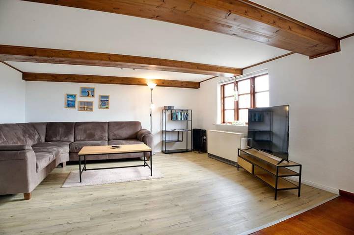 Ferienhaus für 6 Personen, mit Garten und Pool