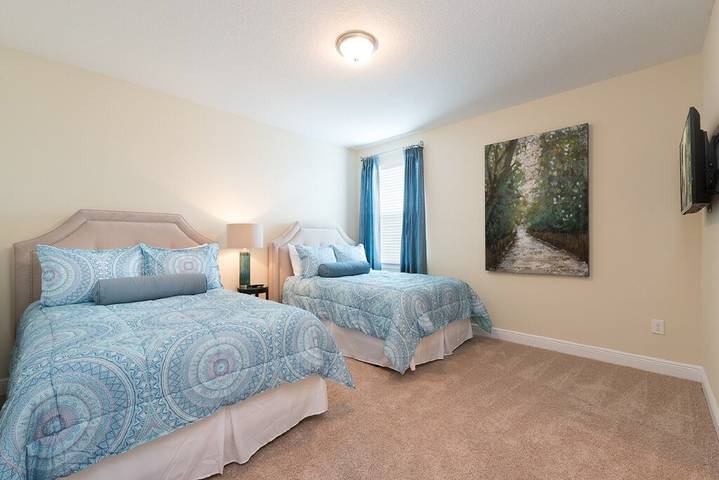 Vacation rental for 24 people, with hot tub and terrace in Four Corners