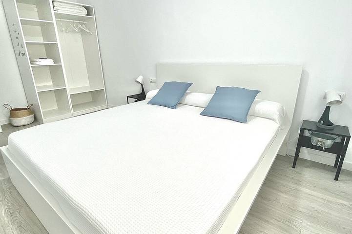 Apartamento entero, Piso completo primera línea de playa _ Sea View Haus in Platja de l'Alguer (Terres de l'Ebre), La Ametlla de Mar