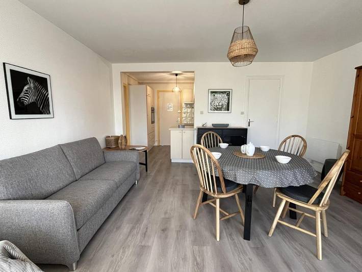 Gîte pour 4 personnes, avec terrasse et vue, animaux acceptés dans Plage Saint Luc Roscoff
