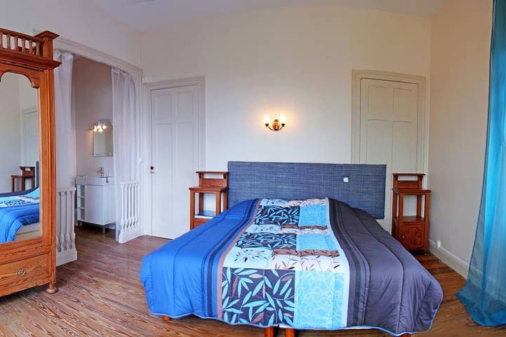 Location de vacances pour 22 personnes, avec jardin et balcon dans Plage du Platin - 2