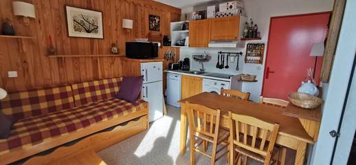 Gîte pour 6 personnes, avec balcon, animaux acceptés dans Saint-Jean-Montclar