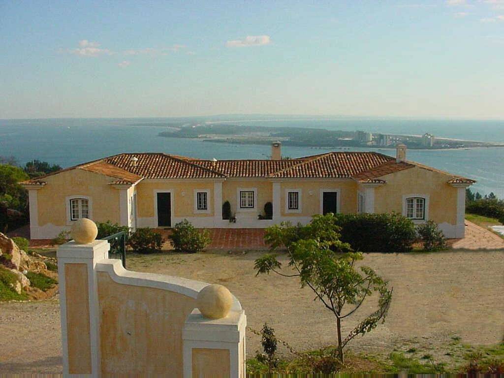 Ha Mar ao Luar in Setúbal, Parque Natural da Arrábida