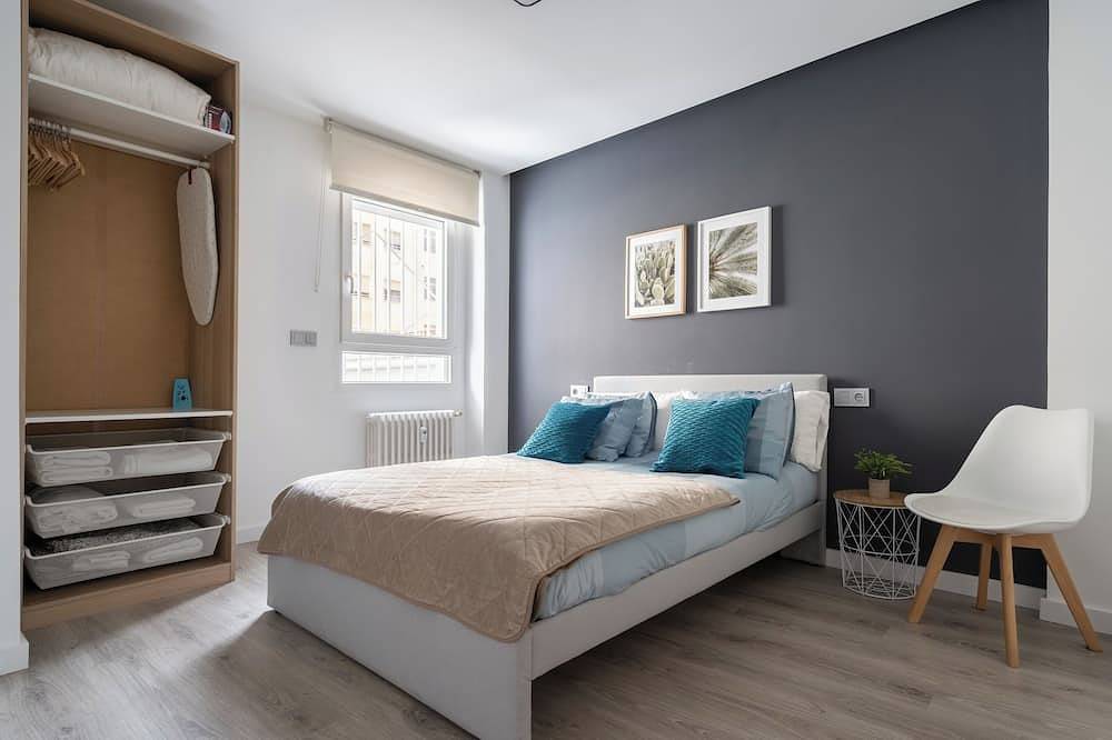 Entire apartment, Apartamento Manola in Albacete with terrace next to El Corte Inglés in Albacete, Albacete Province