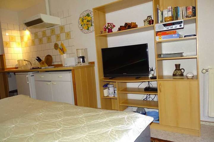 Ganze Wohnung, FeWo 2 klein - Ferienwohnungen Jonas in Garz, Usedom