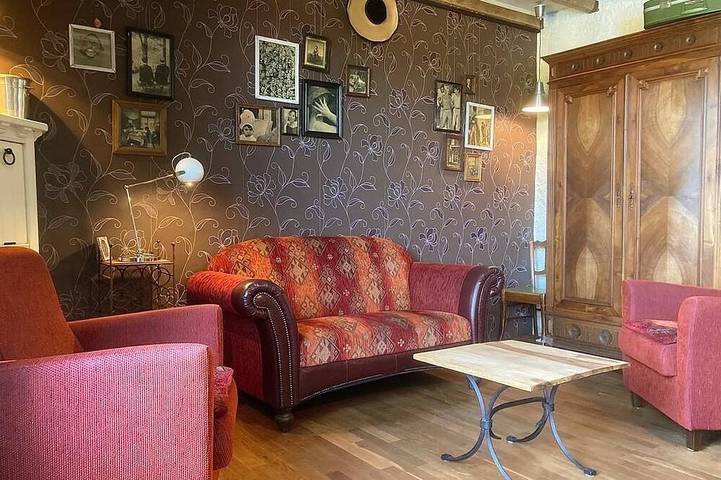 Location de vacances pour 3 personnes, avec jardin et terrasse à Arleuf - 4