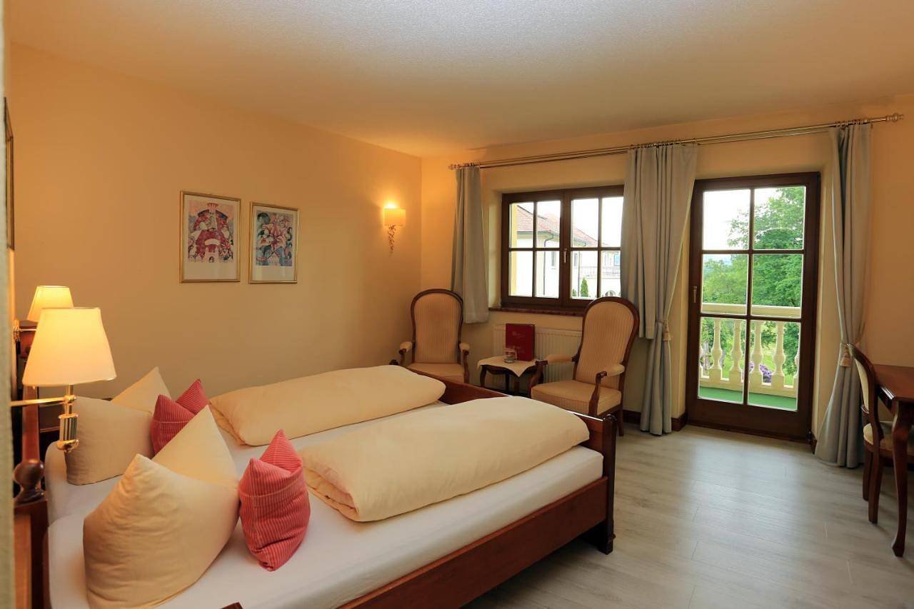 Wellnesshotel Parkschlössl zu Thyrnau Ihr adults only Spa Resort in Thyrnau, Passauer Land