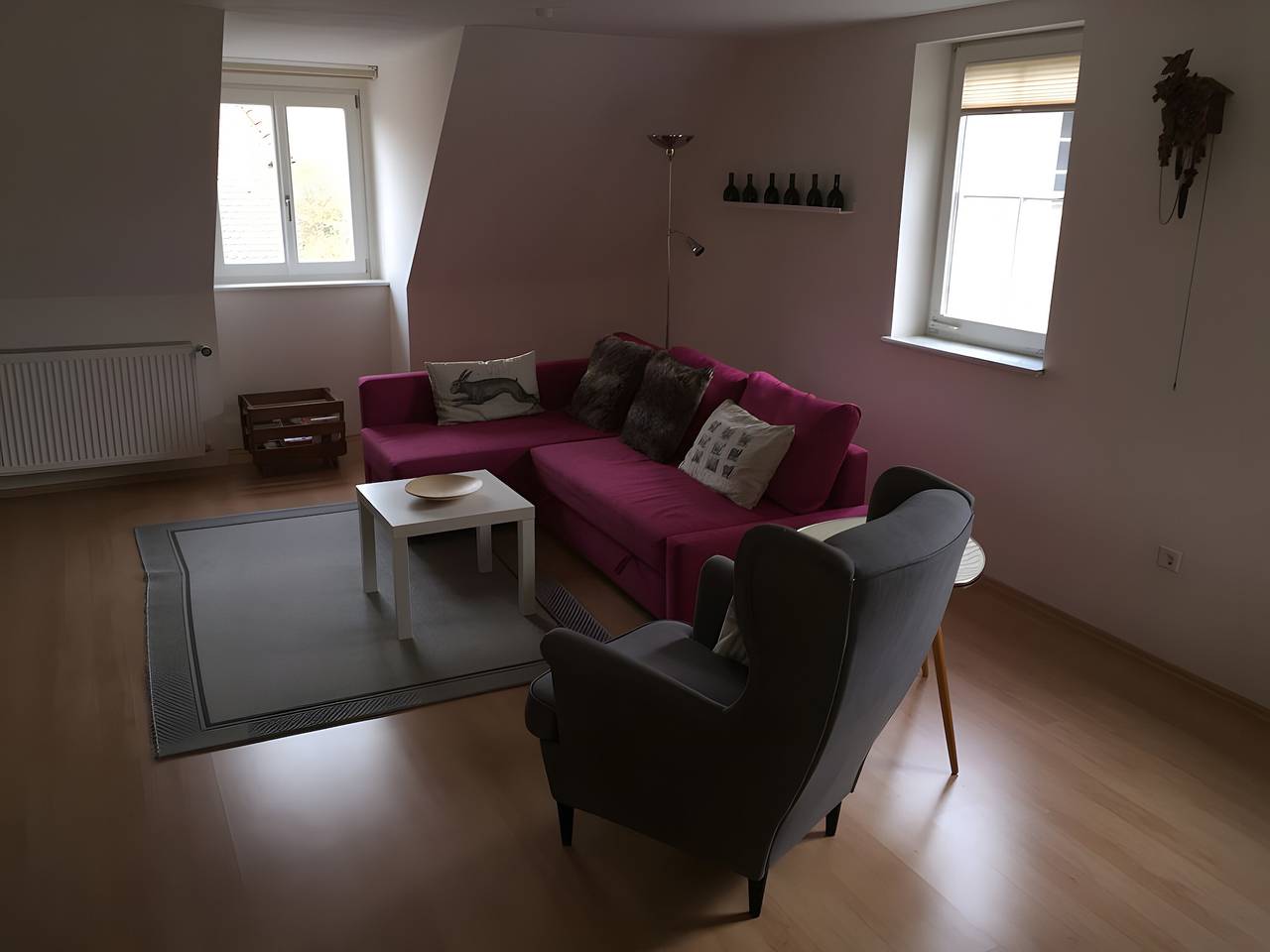 Ganze Wohnung, Ferienwohnung 'Schwanbergblick' mit Gemeinschaftsgarten und Wlan in Iphofen, Fränkisches Weinland