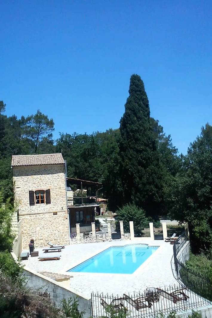 Villa pour 6 personnes, avec piscine et jardin à Lorgues