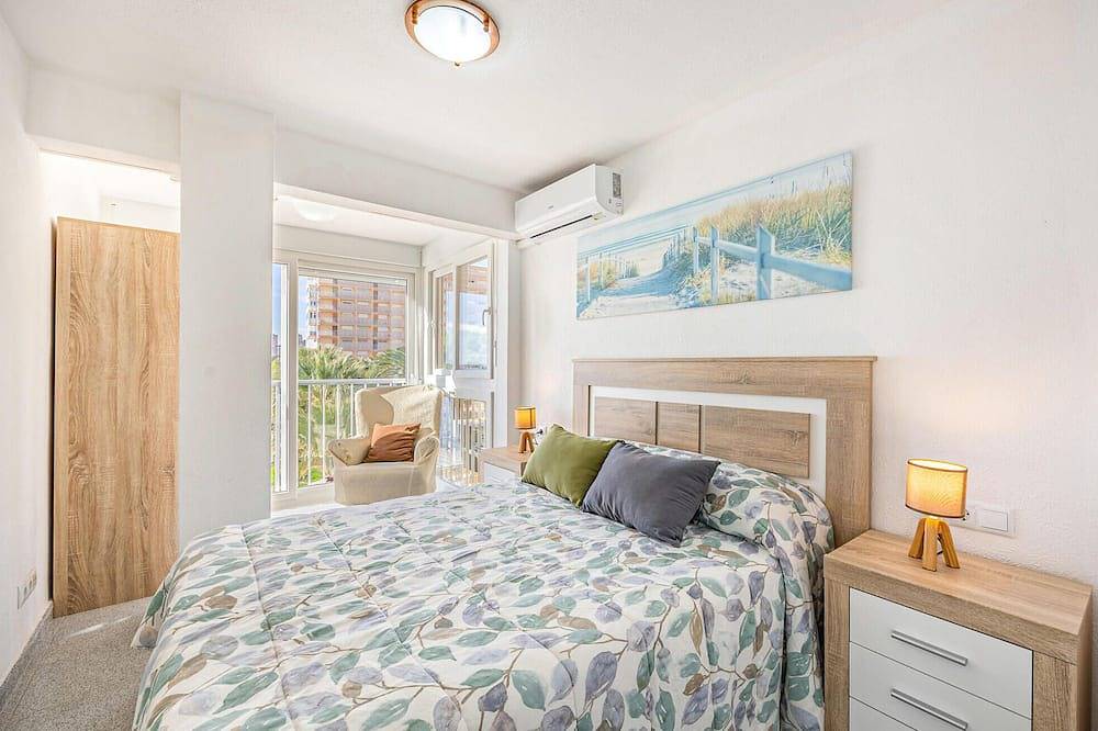 Entire apartment, Pet friendly apartment in El Campello with Wifi in Platja de l'Horta-Mutxavista (San Juan Playa), el Campello