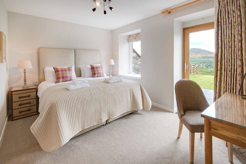 Granary, 8 Schlafplätze, hervorragende Umnutzung der Scheune. Hervorragende Aussicht, in der Nähe in Gattonside, Scottish Borders