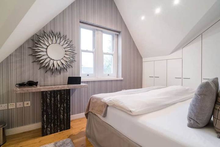 Apartamento entero, The Loft | Trendy Top Floor 1 Bed | Oakfield Apts in Cardiff, Cardiff region