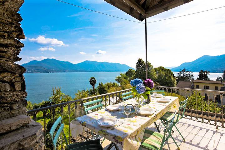 Ferienwohnung für 8 Personen, mit Balkon und Garten sowie Ausblick und Seeblick in Comune di Cannobio - 3