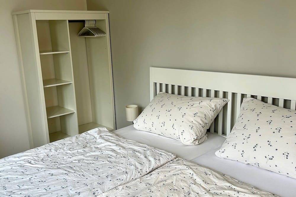 New! Nordseekrabbe**** vacation home with sauna, fireplace, near the beach. in Scharendijke, Grevelingenmeer