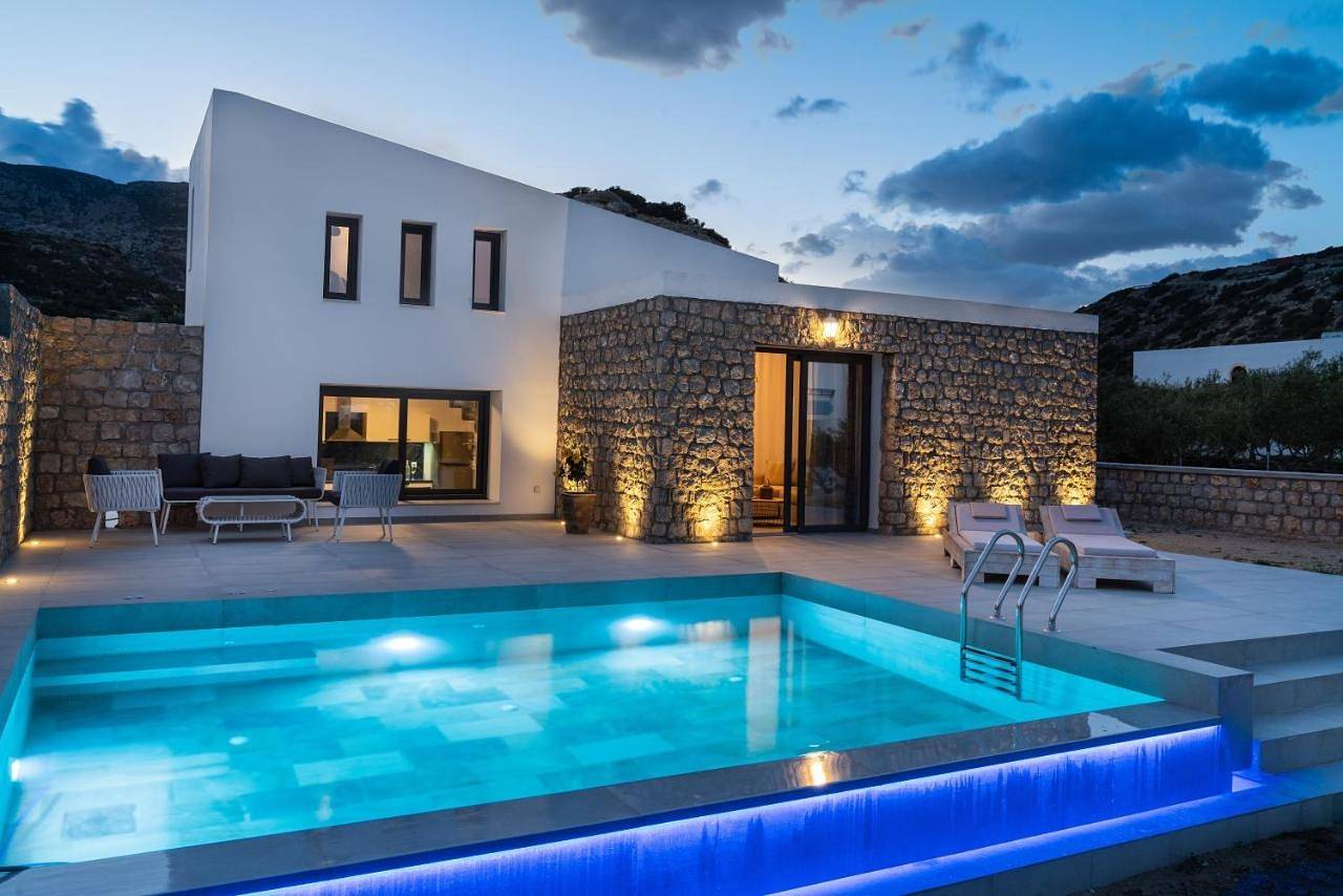 Askelinos Villas in Karpathos