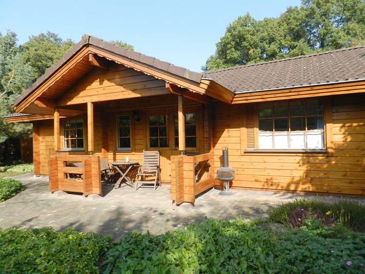 Chalet voor 4 personen, with Terras and Tuin as well as Uitzicht in Winterswijk