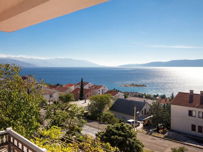 Ferienwohnung für 4 Personen, mit Balkon und Terrasse sowie Garten