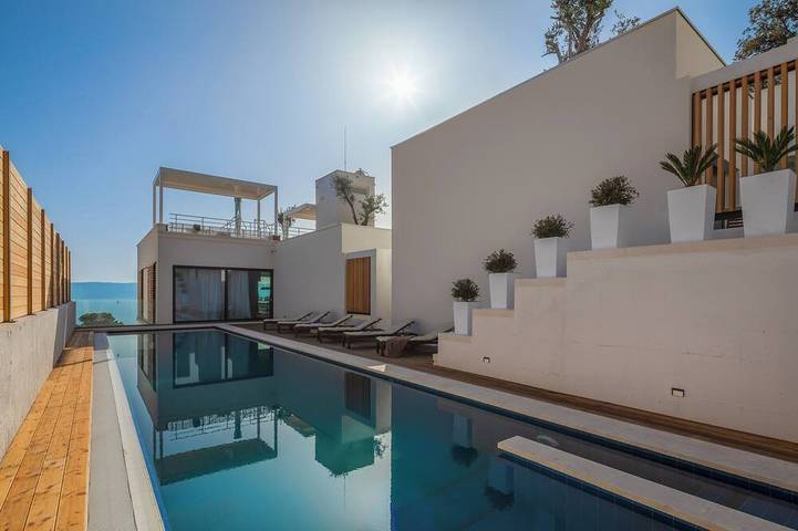 Ferienhaus für 8 Personen, mit Terrasse in Omis