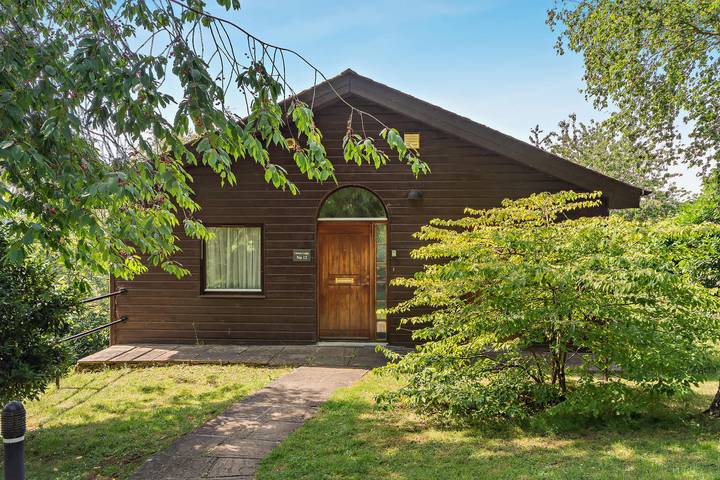 Host & Stay | 12 Belton Woods in Belton and Manthorpe, Lincolnshire
