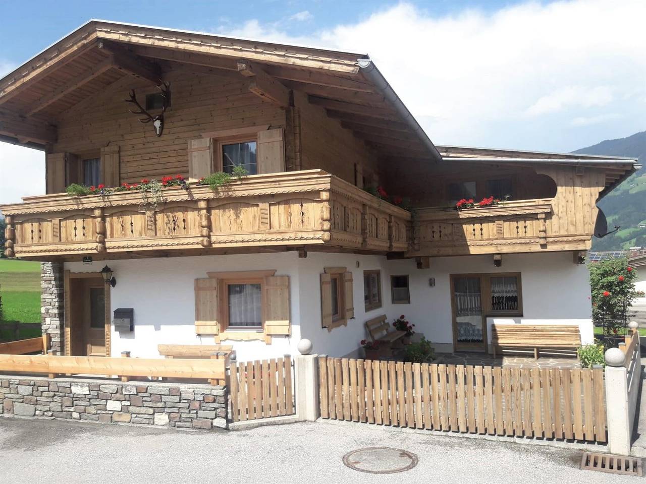 Ganze Ferienwohnung, Ferienhaus Jagerhäusl in Tuxer Alpen, Fügen