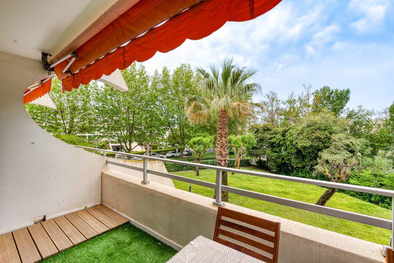 Apartamento entero, “Sunshine” con terraza privada y aire acondicionado in Le Couchant, La Grande-Motte