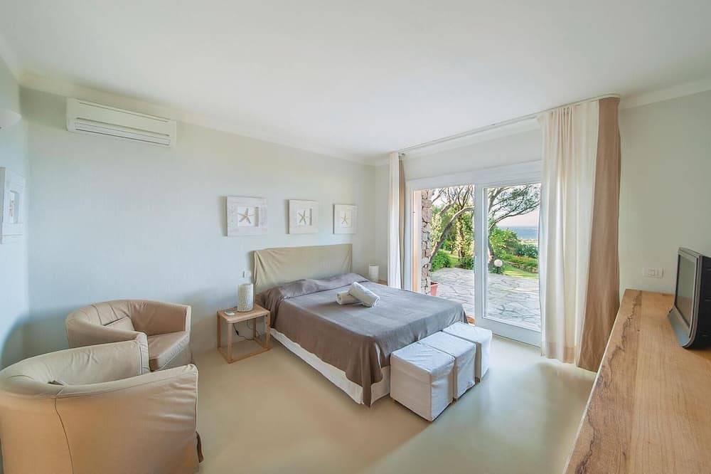 Stunning home in porto rotondo -ot- in Porto Rotondo, Costa Smeralda