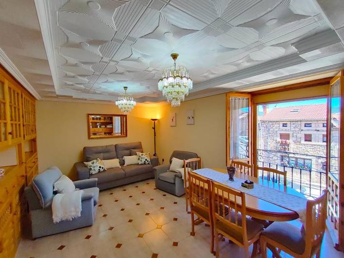 Gîte pour 10 personnes, avec Balcon et Vue à Vinuesa